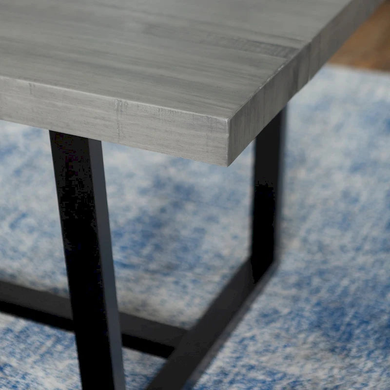 Table à manger en bois massif vieilli Gris / Acajou / Chêne rustique, style tréteau, 6 places