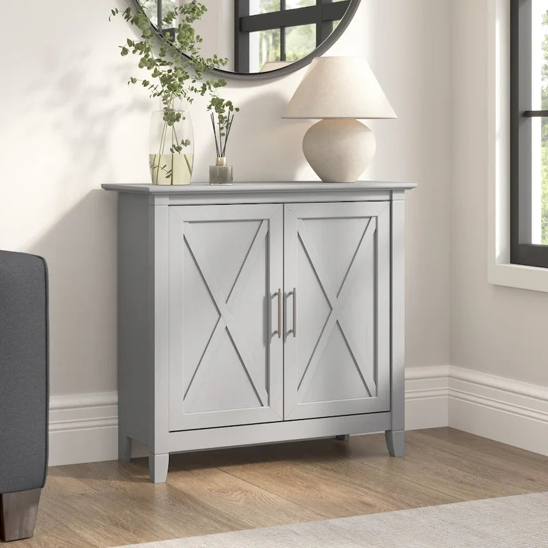 Meuble de rangement 2 portes style ferme Cape Cod Gris / Gris lavé / Chêne blanc pur avec accents en X, à usage unique