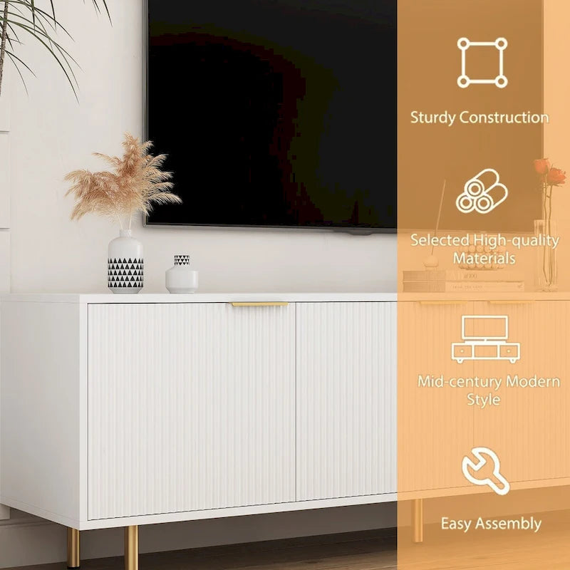 Meuble TV blanc cannelé avec rangement, Console de divertissement à 4 portes pour téléviseurs jusqu'à 79"